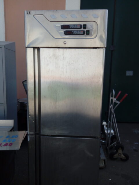 Frigorifero 2 scomparti -2 +8 °C usato