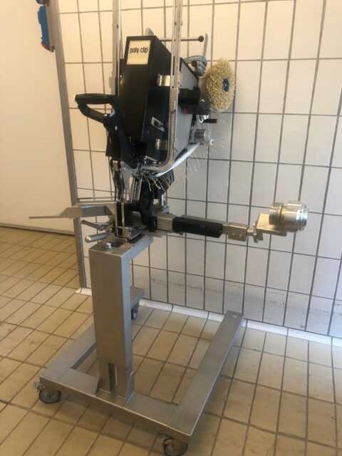 CLIPPATRICE marca Polyclip System PDC 700 F usata   *** VENDUTA ***