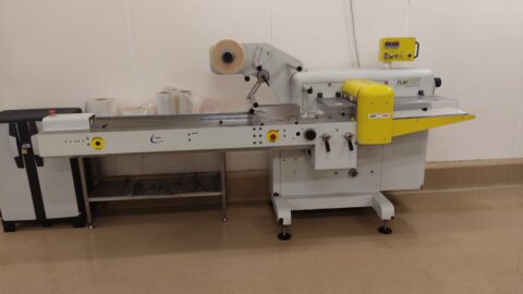 Confezionatrice in film microforato usata TLM PACKAGING