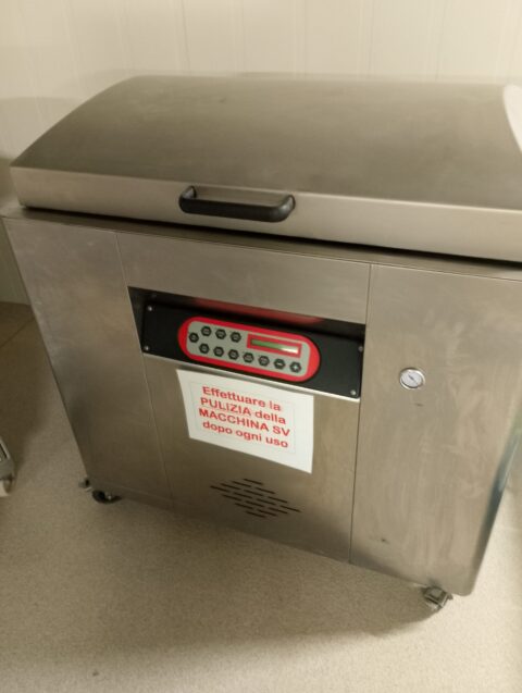 Macchina sottovuoto SACCARDO ARTURO mod. LAPACK 900/S usata