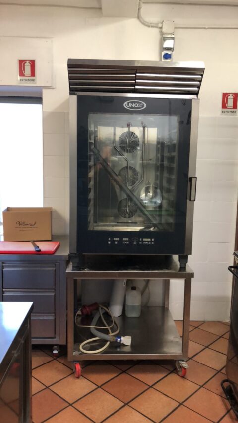 Forno cottura UNOX XBC805E usato 10 Teglie *** VENDUTO ***